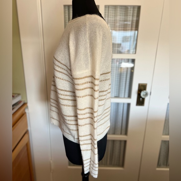 Sézane Sweater - Picture 5 of 11